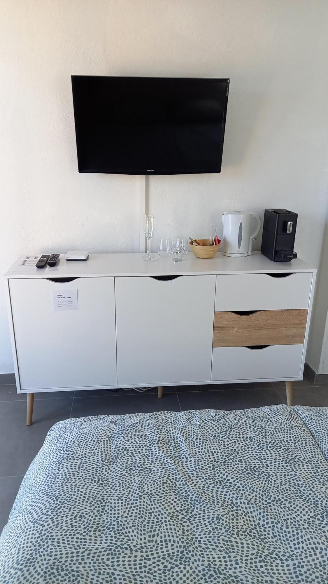 Port-Valais Aloha Chambres الغرفة الصورة